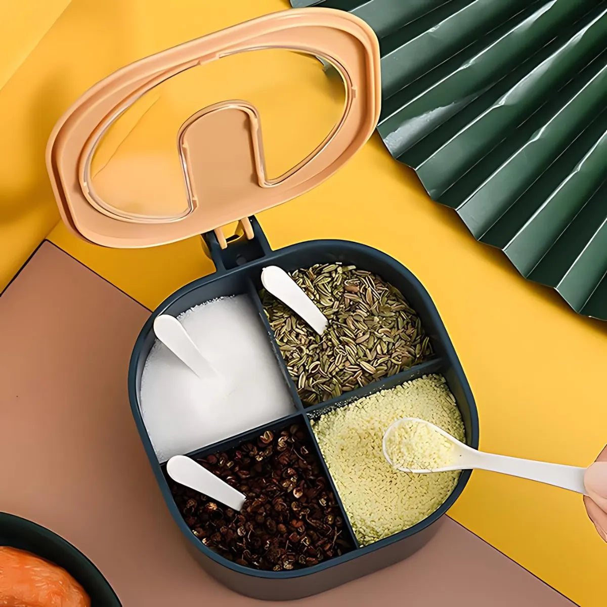 Pudełko na Żywność z 4 Przegródkami –4